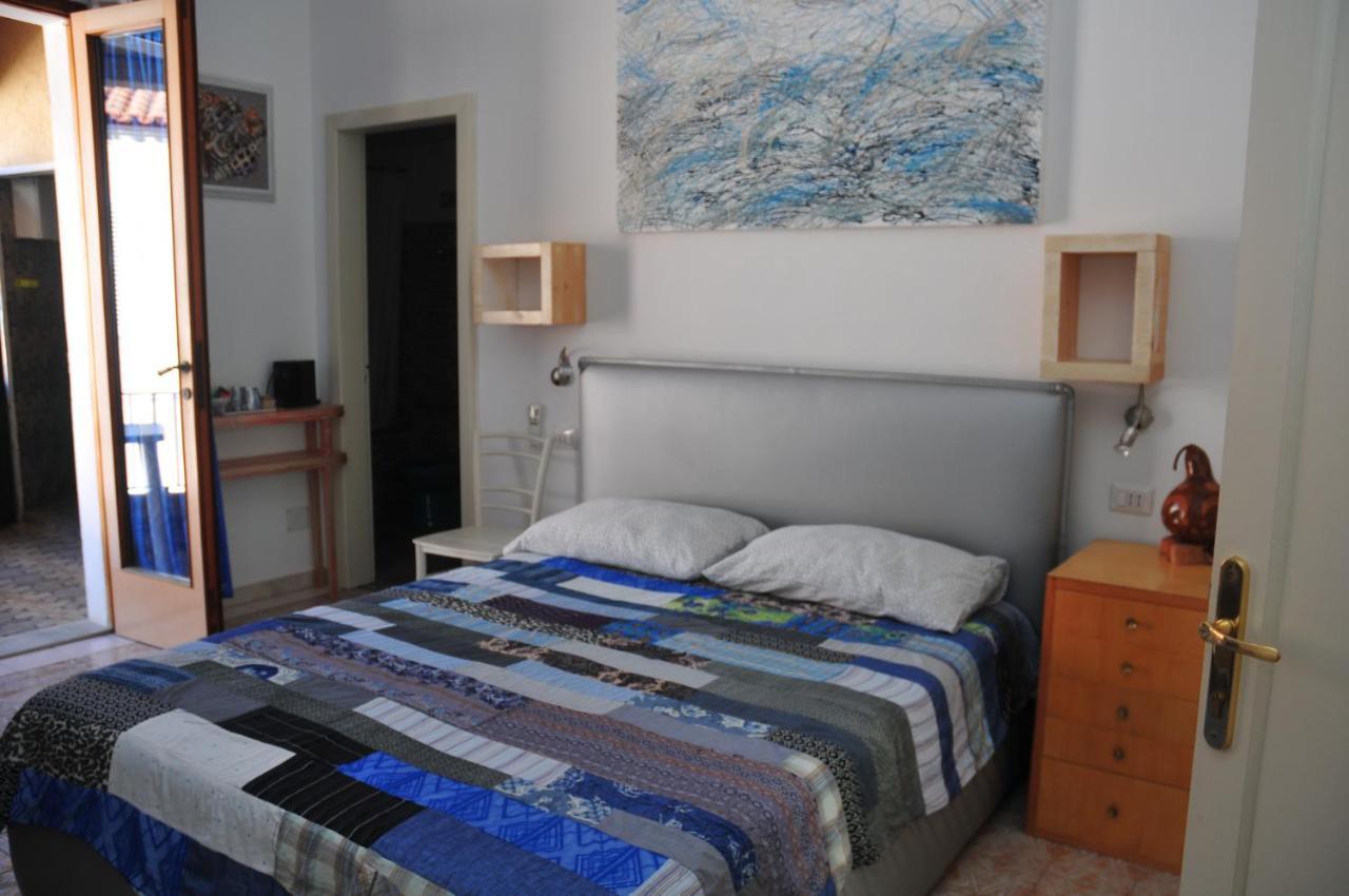 Il Giardino Di Tatiana Rooms & Breakfast Λα Μανταλένα Εξωτερικό φωτογραφία
