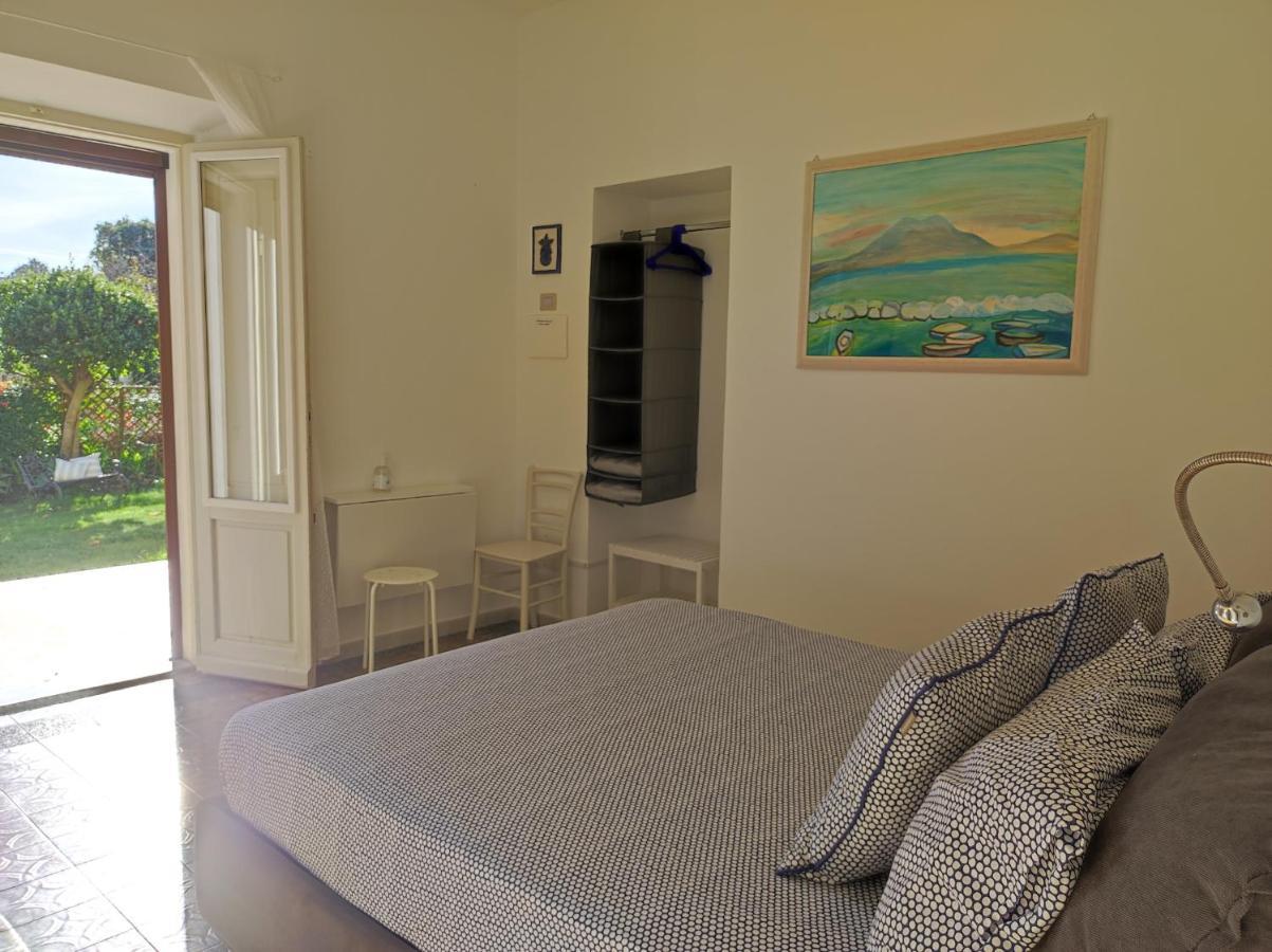 Il Giardino Di Tatiana Rooms & Breakfast Λα Μανταλένα Εξωτερικό φωτογραφία